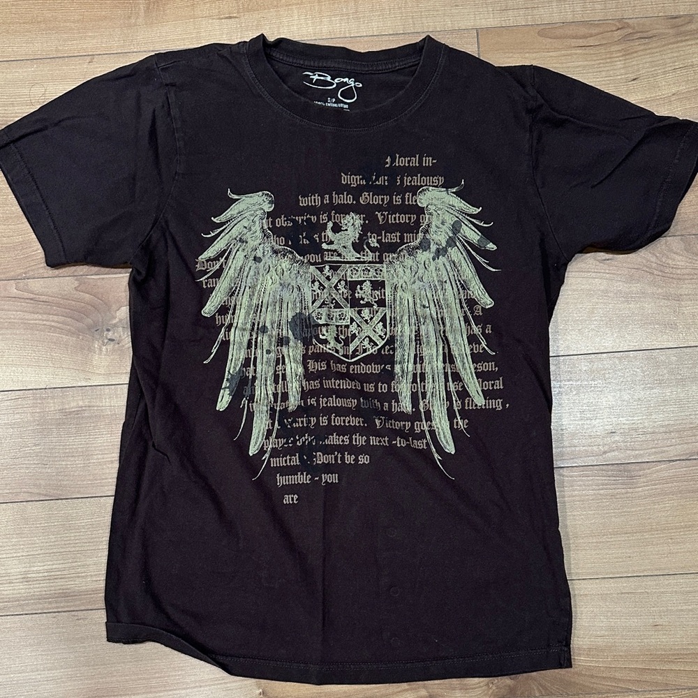 Bongo Graphic Tee with Wing Design